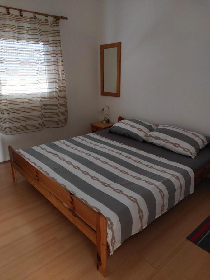 Apartman Nardi Vir Exteriér fotografie